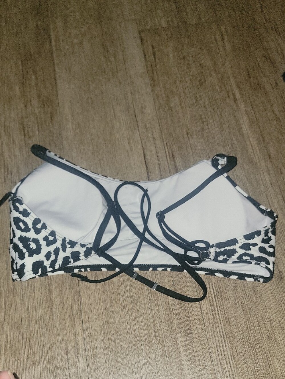 Women's Leopard Print Lightweight Bathing Suit Top - Black & White - Picture 4 of 4